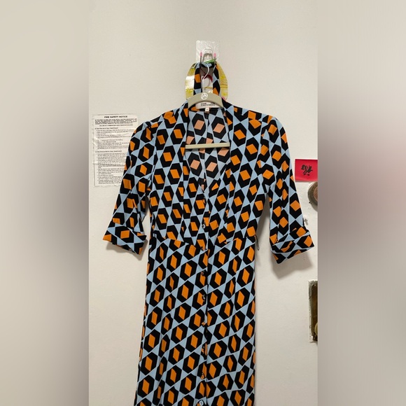 Diane Von Furstenberg, wrap dress, 00 - Picture 2 of 9